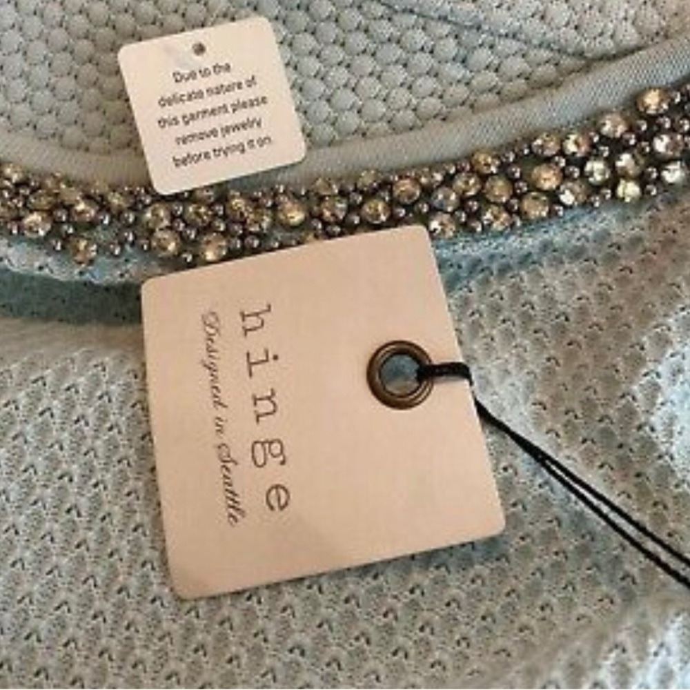 Hinge Nordstrom jeweled neckline waffled 3/4 sleeved split back knit sweater XS - Picture 9 of 11